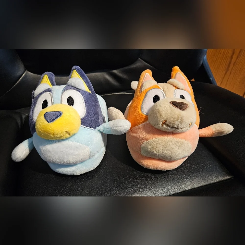 NWOT Toddler Bluey And Bingo Slippers (7/8t) - Picture 1 of 3